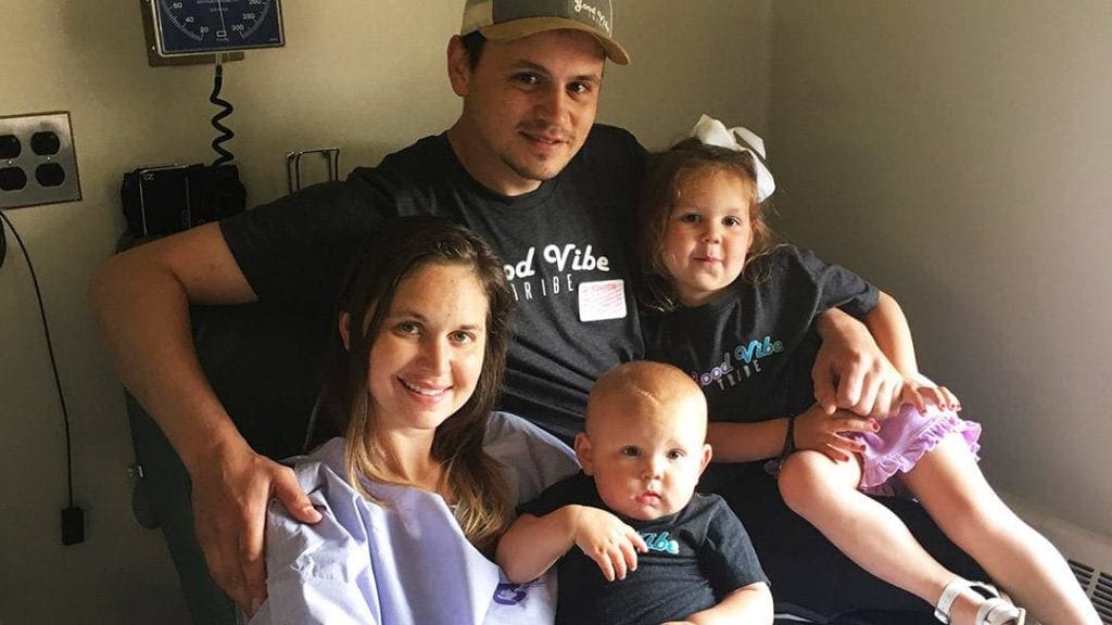 Kaidra Froelich was terrified by the brain cancer diagnosis that brought her to Mayo Clinic. But her expert surgical team got rid of the tumor. Then the disease came back. Now Kaidra and her Mayo team are determined to beat the cancer a second time as her family and friends rally around her. 